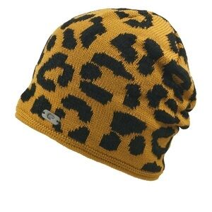 NWOT Eisbär One Size Beanie